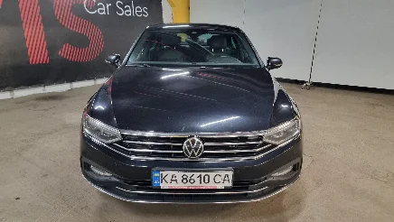 Volkswagen Passat photo-2